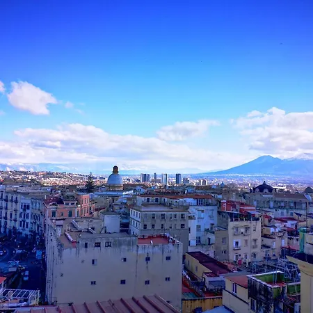 Con Terrazza Vicino Piazza Dante Naples