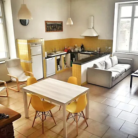 Con Terrazza Vicino Piazza Dante 公寓 那不勒斯