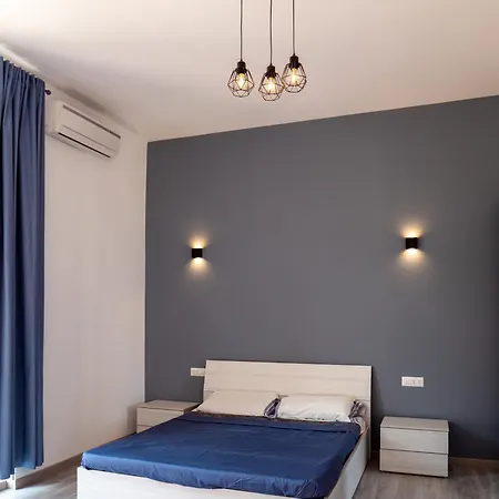 Con Terrazza Vicino Piazza Dante 那不勒斯